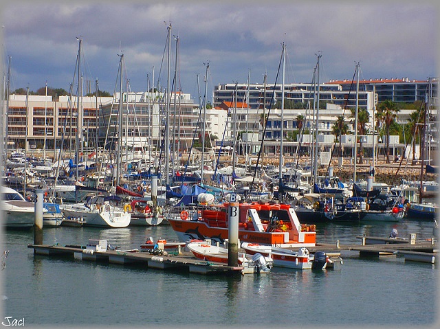 Lodging around the  Lagos marina