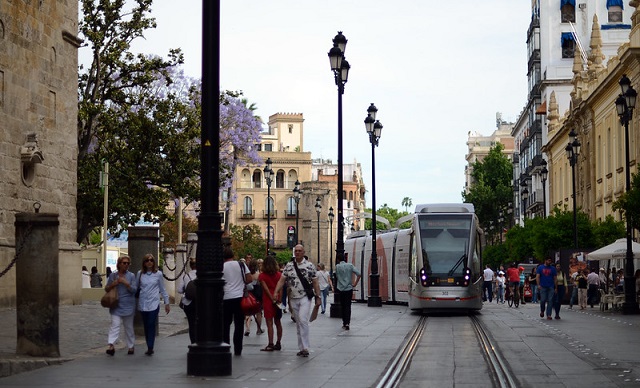 Seville city center - Barrio de Santa Cruz