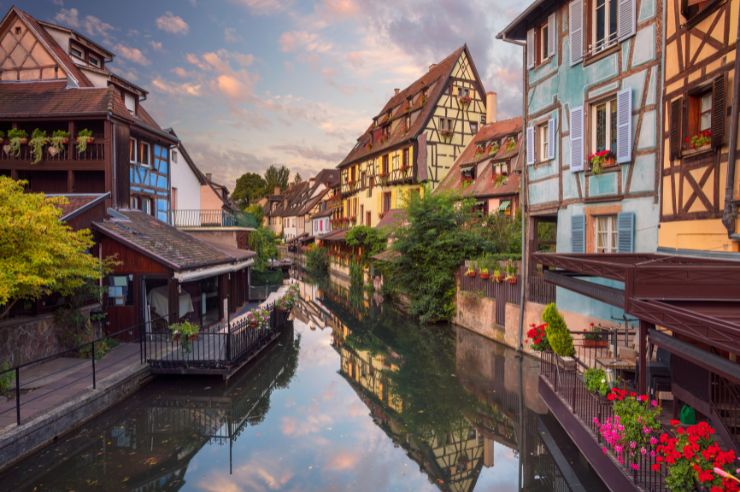 Colmar or Strasbourg for a few days