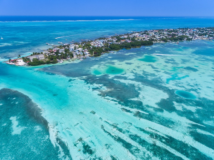 The Mesoamerican Barrier Reef